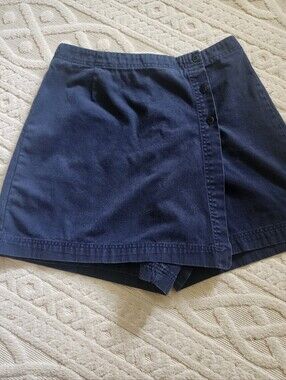 12 Skort Navy Button-Accent Skort